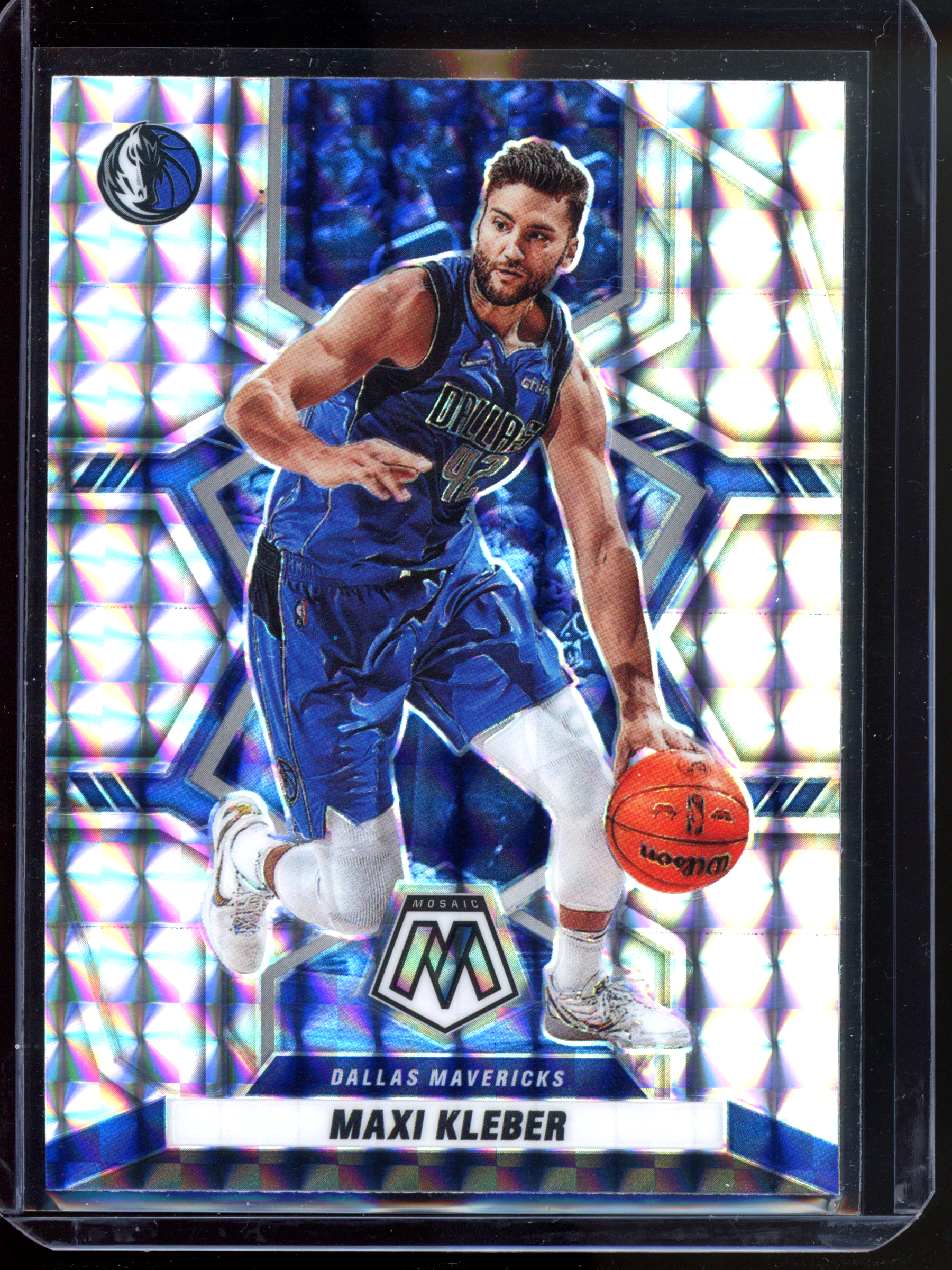 Maxi Glue Silver Parallel I 2021-22 Panini Mosaic